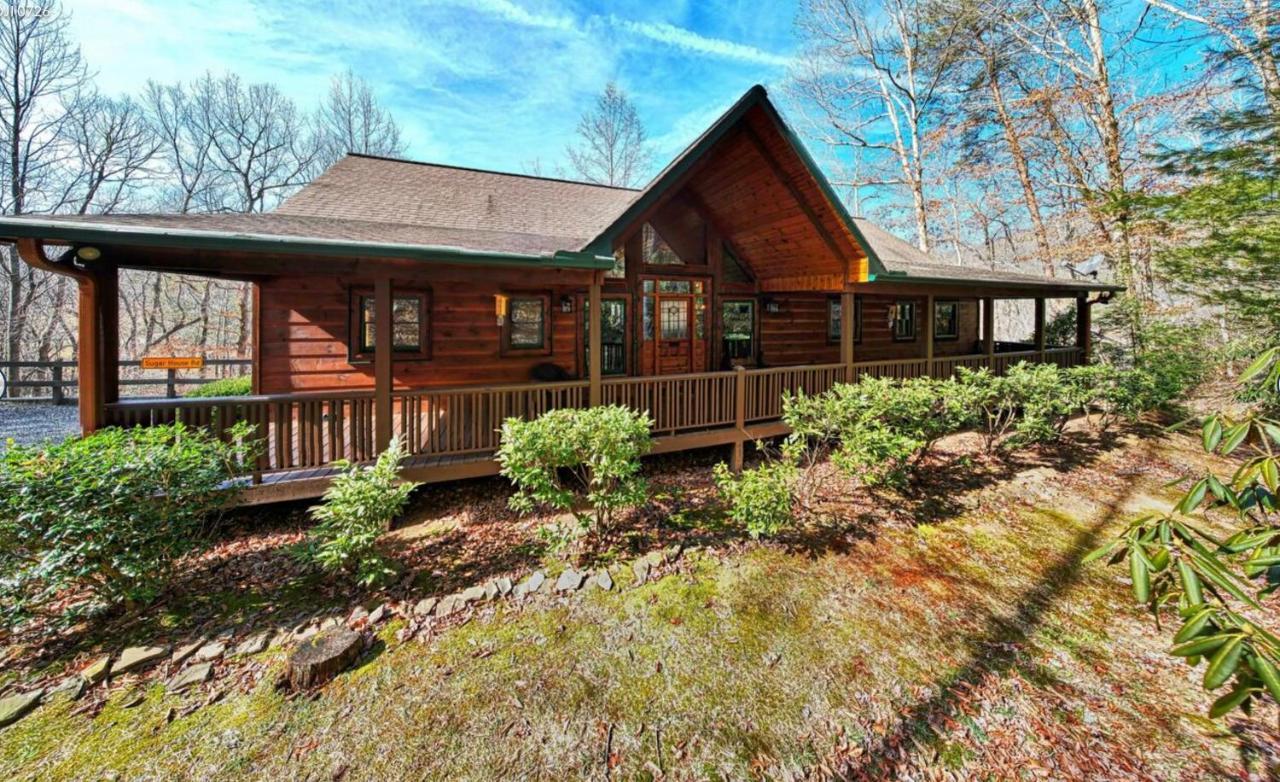 היאוואסי Cozy Creekfront Family Cabin-Pet Friendly -Gamerm-Hot Tub מראה חיצוני תמונה