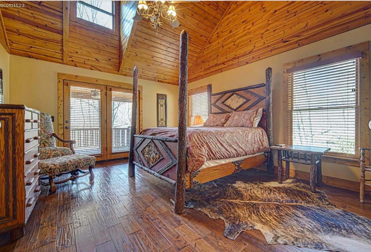 היאוואסי Cozy Creekfront Family Cabin-Pet Friendly -Gamerm-Hot Tub מראה חיצוני תמונה