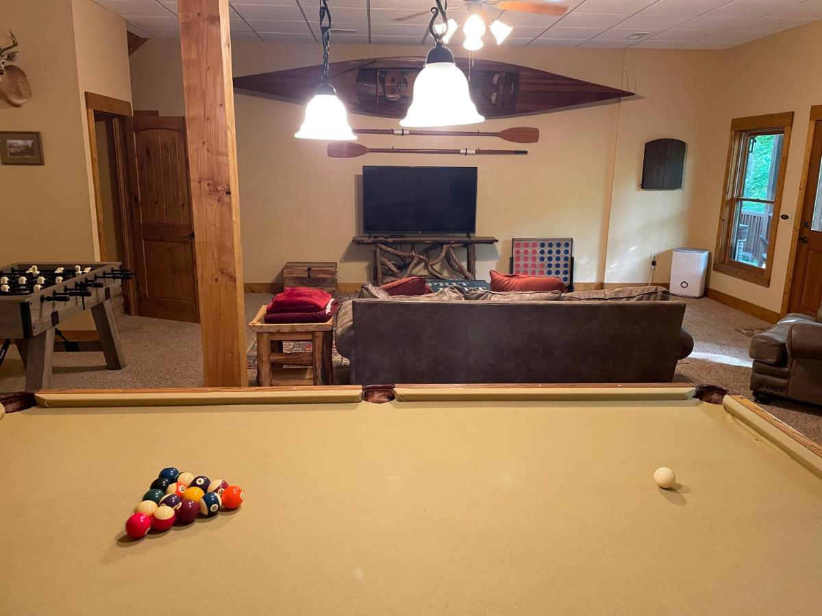 היאוואסי Cozy Creekfront Family Cabin-Pet Friendly -Gamerm-Hot Tub מראה חיצוני תמונה