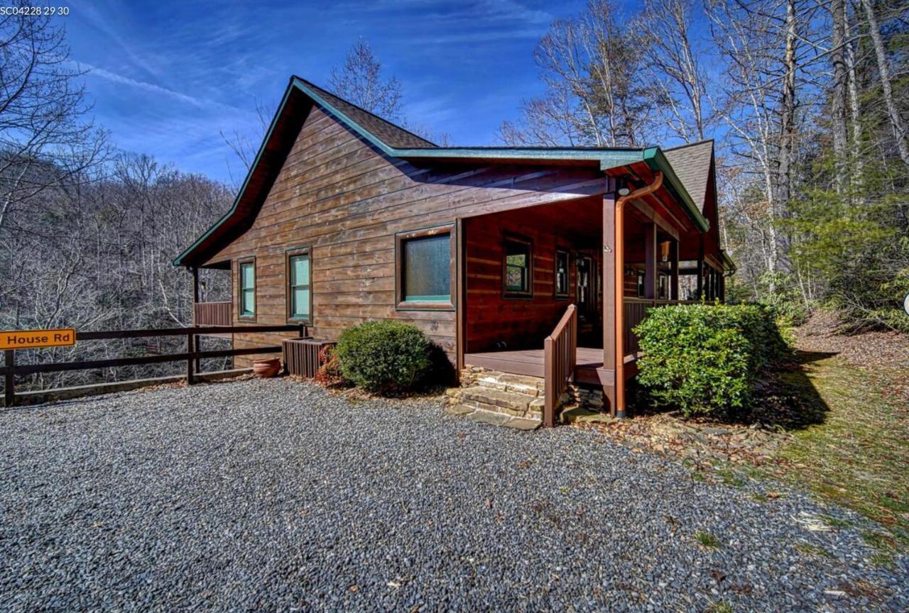 היאוואסי Cozy Creekfront Family Cabin-Pet Friendly -Gamerm-Hot Tub מראה חיצוני תמונה