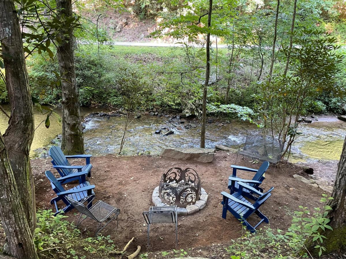 היאוואסי Cozy Creekfront Family Cabin-Pet Friendly -Gamerm-Hot Tub מראה חיצוני תמונה